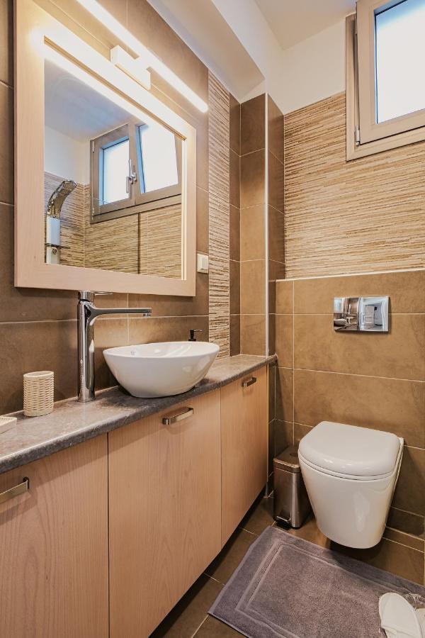 Cypress Village - Lux Villa 5' From Beach Daratsos Bagian luar foto