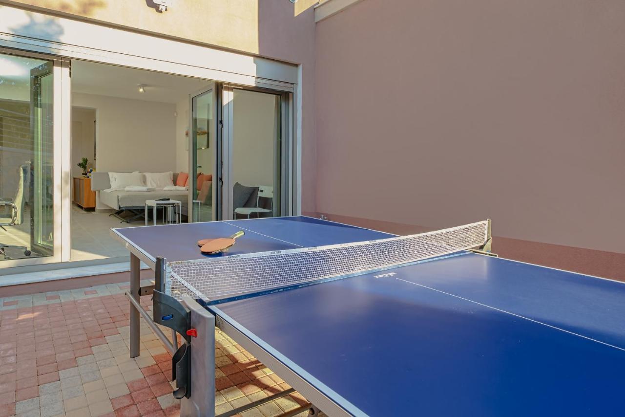 Cypress Village - Lux Villa 5' From Beach Daratsos Bagian luar foto